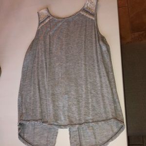 gray tank with lace detail sz XL